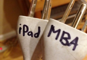 मंगलवार युक्ति:पावर केबल्स को लेबल करें और गलत चीज़ को फिर कभी अनप्लग न करें