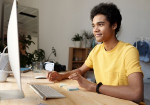 अपने Mac पर मेमोरी कैसे खाली करें