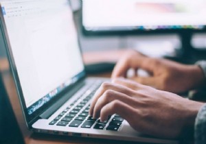 कीबोर्ड शॉर्टकट के साथ मैक अनुप्रयोगों को बलपूर्वक कैसे छोड़ें