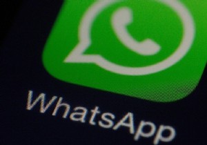 गैलरी में नहीं दिख रही Whatsapp छवियों को कैसे ठीक करें