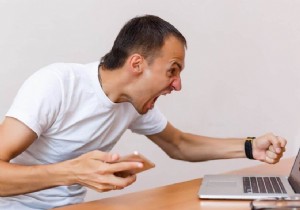 5 मिनट में अपने धीमे कंप्यूटर को गति दें!