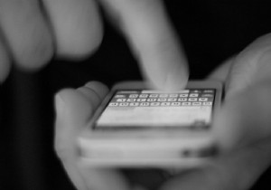 Android पर टेक्स्ट संदेश नहीं भेज या प्राप्त नहीं कर सकते को ठीक करें