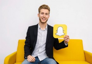 स्नैपचैट पर प्राइवेट स्टोरी कैसे छोड़ें? 