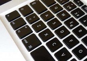 अपने Mac पर Fn कुंजियों को कैसे रीमैप करें