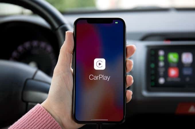 Apple CarPlay काम नहीं कर रहा है? 7 संभावित सुधार