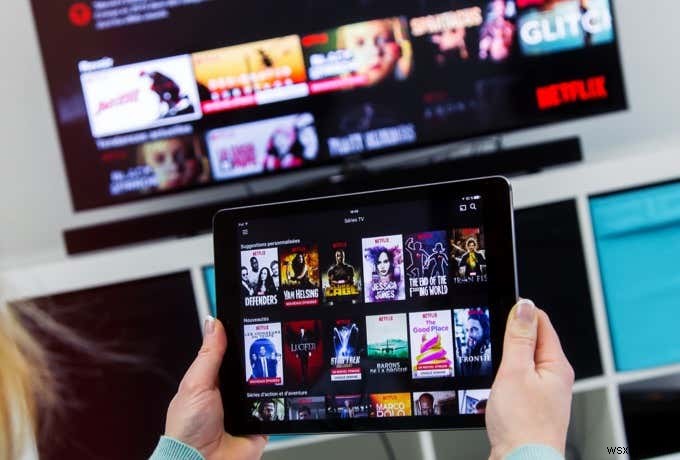 iPad को अपने टीवी से कैसे कनेक्ट करें