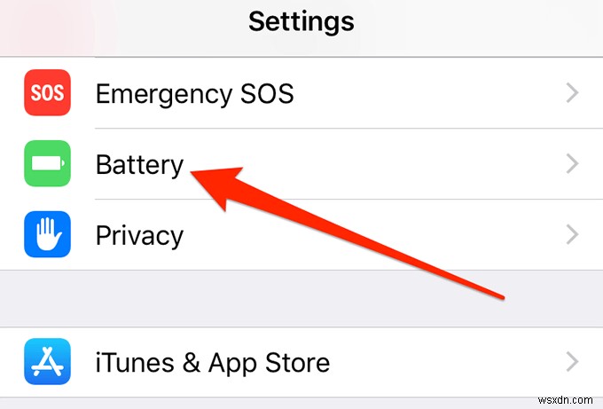 मेरे iPhone की बैटरी पीली क्यों है - एक स्पष्टीकरण और इसे कैसे ठीक करें