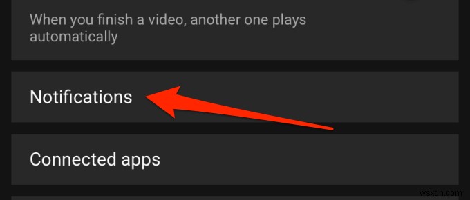 YouTube सूचनाएं iPhone पर काम नहीं कर रही हैं? ठीक करने के 6 तरीके