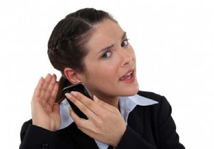 कैसे ठीक करें जब आपके iPhone का कॉल वॉल्यूम कम हो