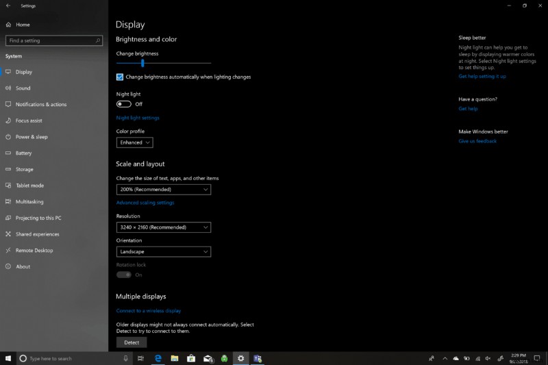 Windows 10 पर स्क्रीन की चमक कैसे बढ़ाएं