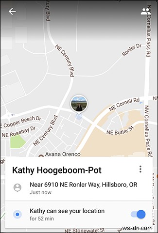 Google मानचित्र के माध्यम से अपना वर्तमान स्थान अस्थायी रूप से कैसे साझा करें