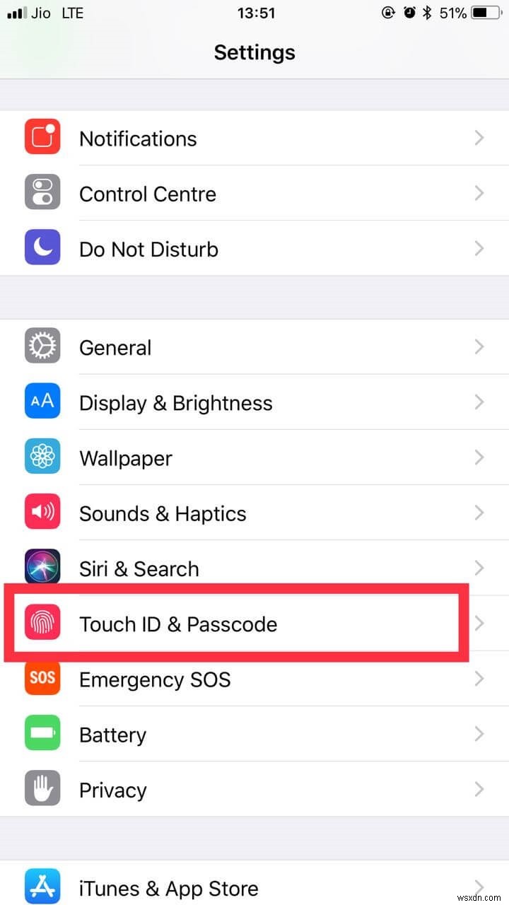 सिरी को अपने iPhone पर कैसे निष्क्रिय करें