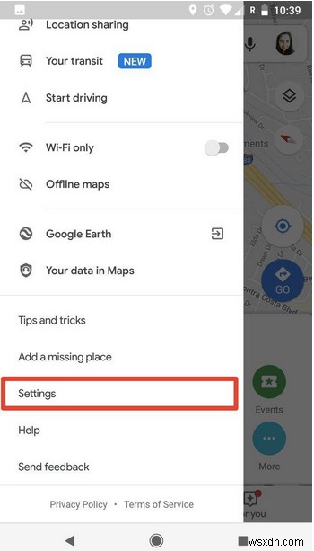 Google Maps Voice (Android और iOS) कैसे बदलें