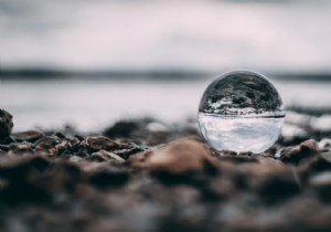 एक साधारण ब्लर फोटो एडिटर का उपयोग करके मैक पर छवियों को धुंधला कैसे करें