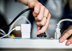 आपका मैकबुक प्रो चार्ज नहीं हो रहा है? ठीक करने का तरीका यहां बताया गया है!