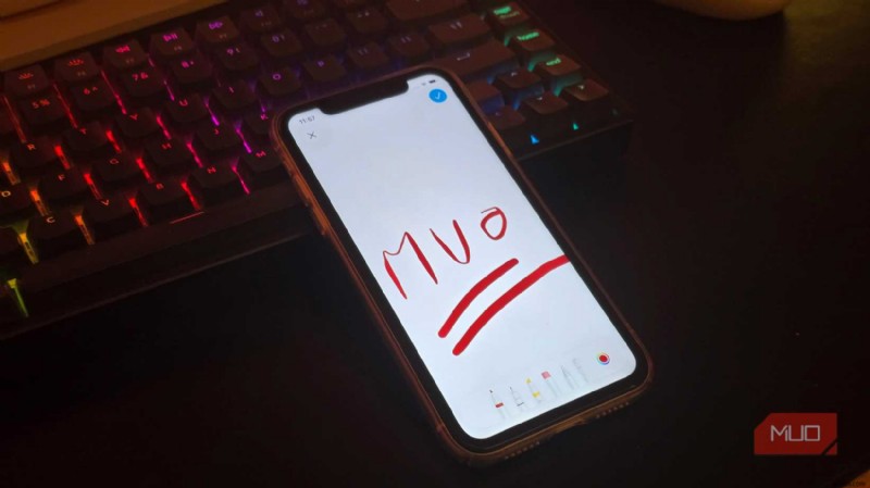 Mac के साथ युग्मित करके छुपे हुए iPhone सुविधाओं को अनलॉक करें 