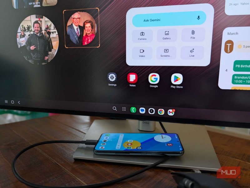 जानें कि Samsung DeX आपके निवेश के लायक क्यों है 