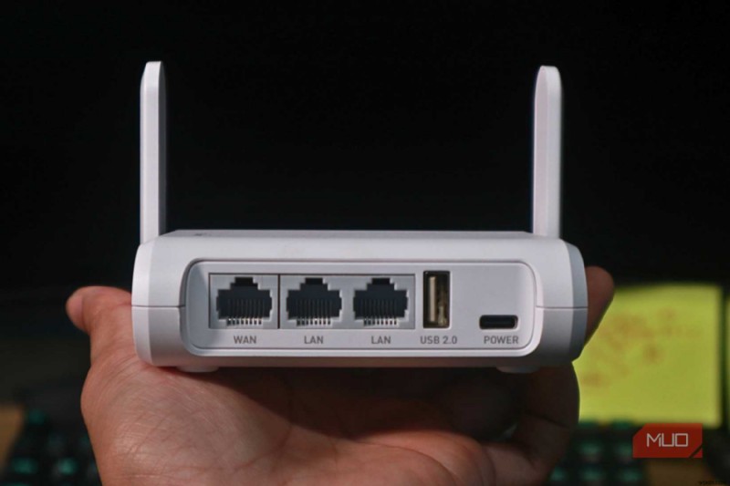 रिमोट कार्य को बढ़ावा दें:कॉफ़ी शॉप की उत्पादकता के लिए USB‑C एक्सेसरीज़ होनी चाहिए 