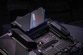 क्या आपका मदरबोर्ड GPU और CPU प्रदर्शन को सीमित करता है? 2024 अंतर्दृष्टि 