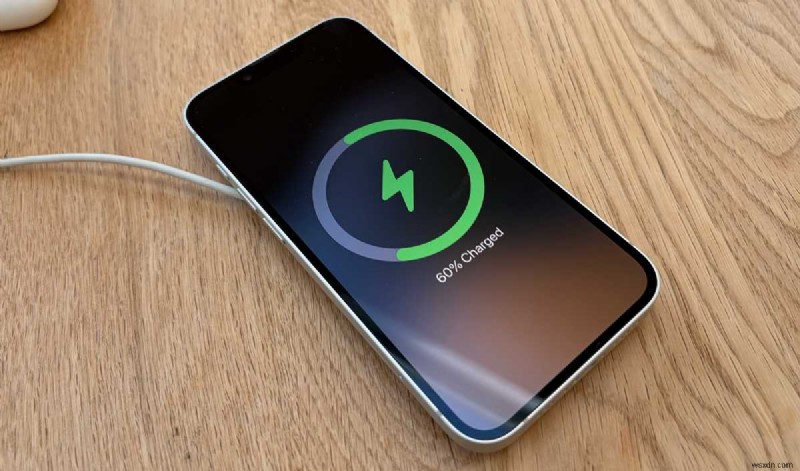 क्या Apple iPhones से MagSafe हटा देगा? विशेषज्ञ कहते हैं नहीं 