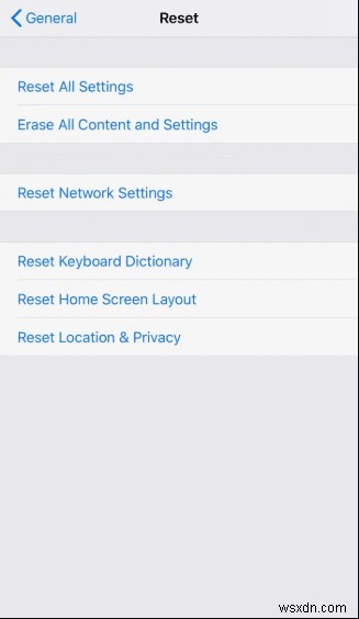 iPhone सभी फ़ाइलों को हटाने के बाद पूर्ण संग्रहण की रिपोर्ट करता है - त्वरित सुधार 