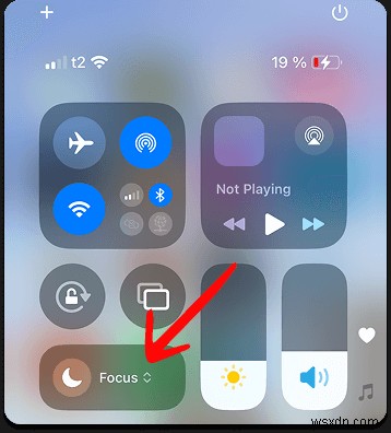 iPhone के डू नॉट डिस्टर्ब और फोकस मोड का उपयोग कैसे करें:एक संपूर्ण गाइड 