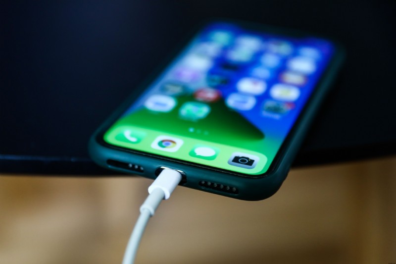 लोडिंग स्क्रीन पर अटके iPhone को ठीक करें:कार्यक्षमता बहाल करने के लिए त्वरित कदम 