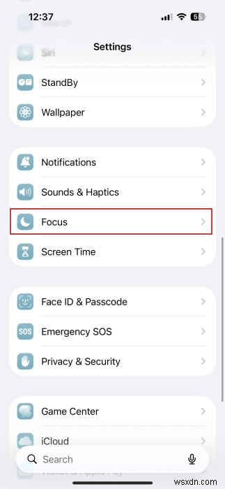 संगीत सुनते समय अपने iPhone के नोटिफिकेशन को शांत करें 