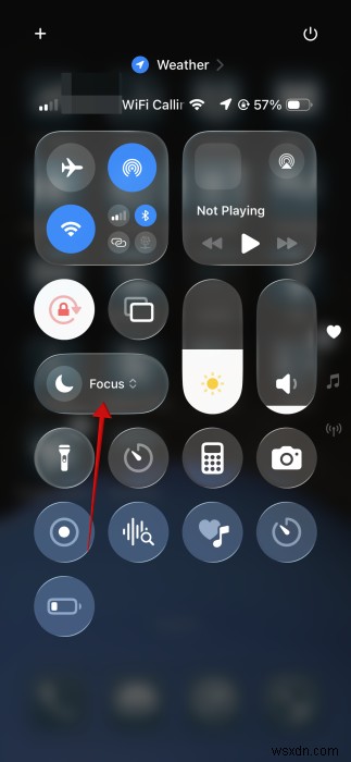 संगीत सुनते समय अपने iPhone के नोटिफिकेशन को शांत करें 