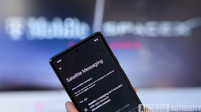 सुरक्षित रहने के लिए Google Pixel और iPhone पर आपातकालीन सैटेलाइट सुविधाओं का उपयोग कैसे करें 